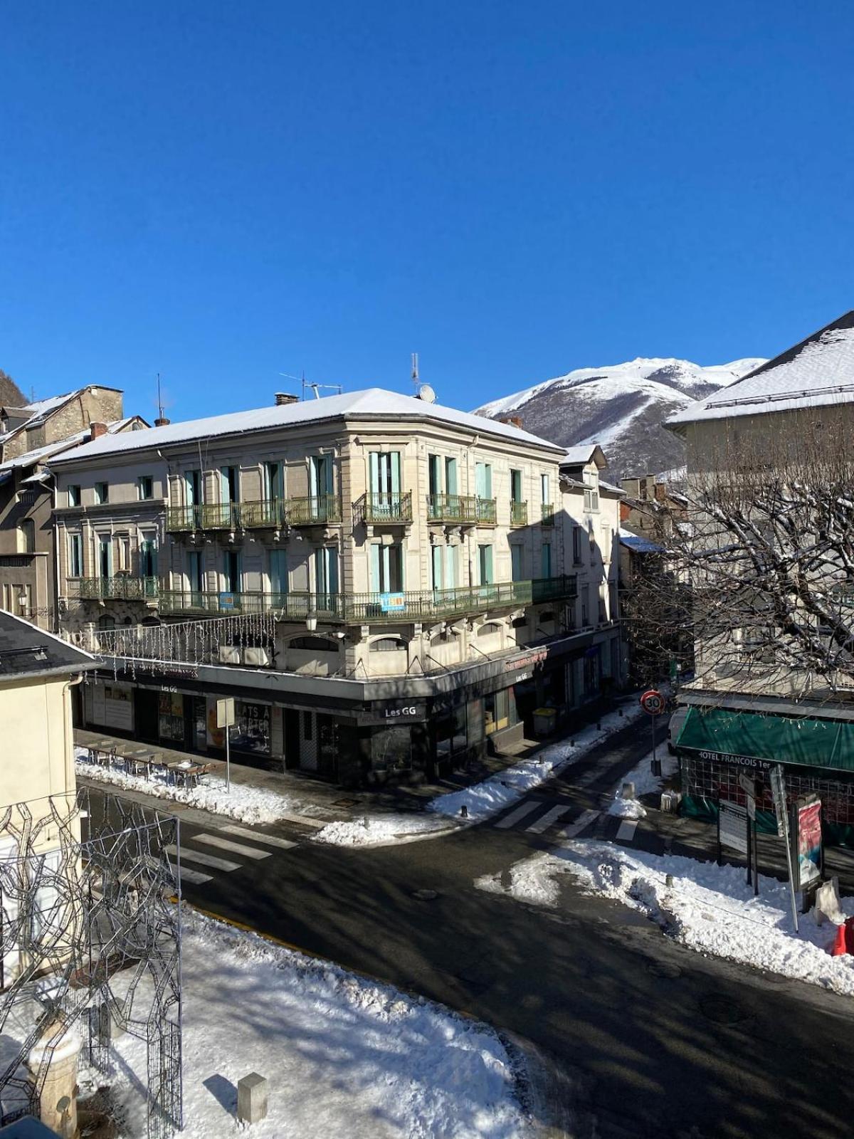 Bagneres De Luchon, Residence Val De Jade, Beau T3 Meuble, Plein Centre, Pour 4 Ou 6 Personnes Kültér fotó